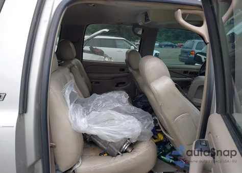 2004 Chevrolet Suburban 1500 Z71 из США, поврежденный, VIN 3GNFK16Z34G252351